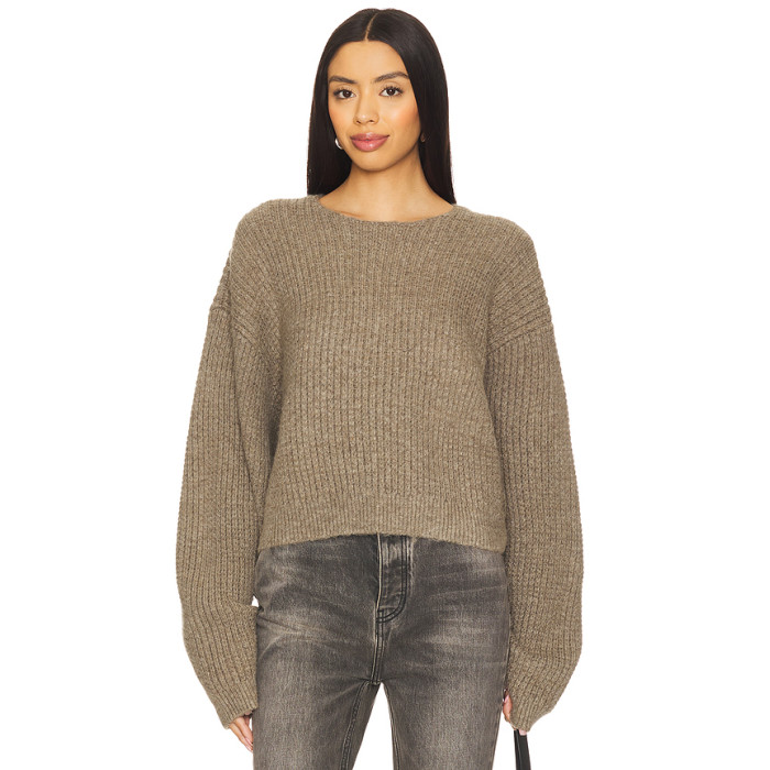 2025 New fashion High end Elegant Stylish Lightweight Oversized Woman's Sweaters