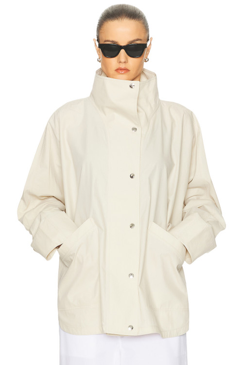 Loose fitting Convertible collar Dropped shoulders Wide sleeves Relaxed Woman's Jackets