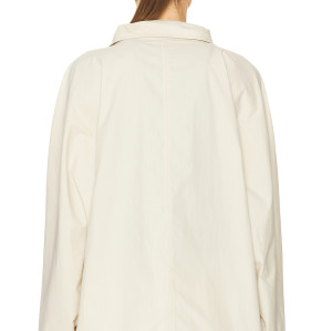 Loose fitting Convertible collar Dropped shoulders Wide sleeves Relaxed Woman's Jackets