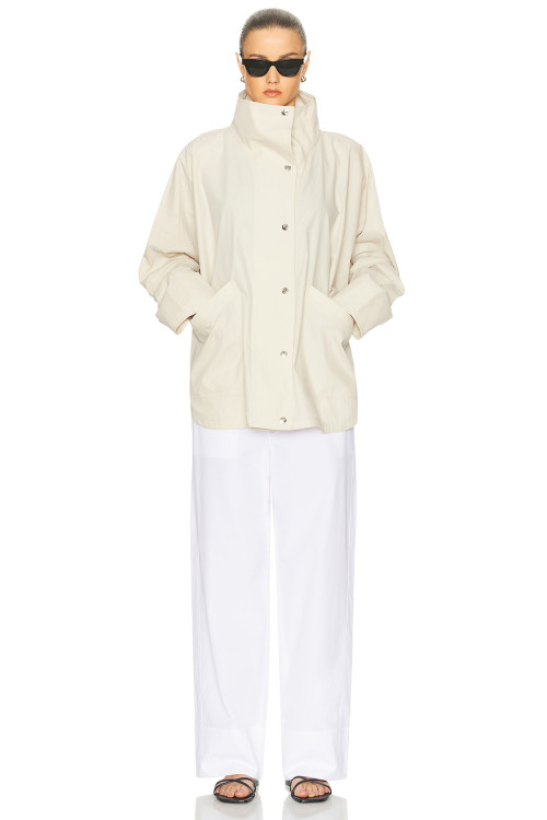 Loose fitting Convertible collar Dropped shoulders Wide sleeves Relaxed Woman's Jackets