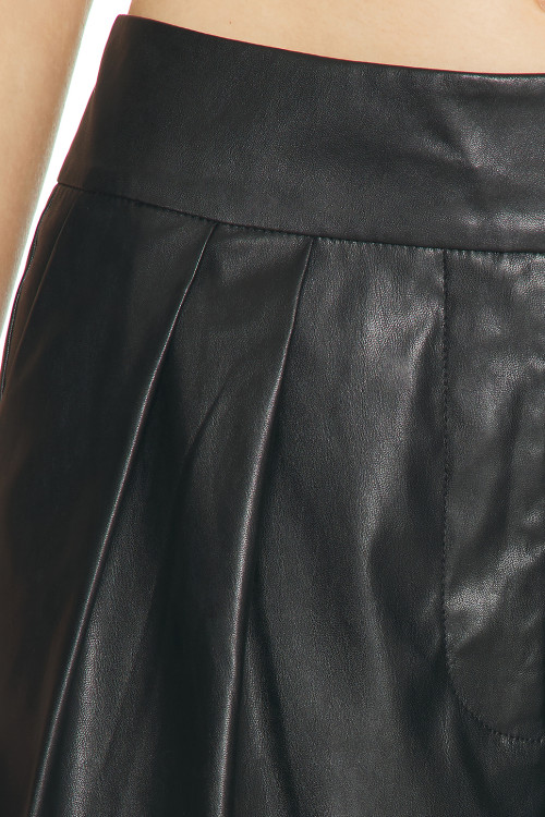 New style Customized Leather Edgy Fashionable Stylish High waisted Flowy Woman's Pants