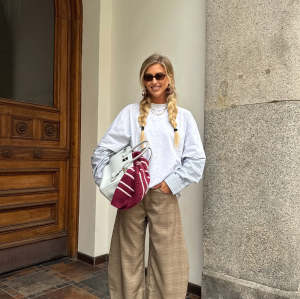 Wide leg Baggy trousers High waisted Vintage Horseshoe shape Elegant Luxurious Woman's Pants