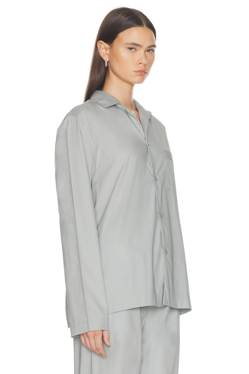 Freedom Relaxed Casual Comfortable Lightweight Elegant Oversized Woman's Pajamas