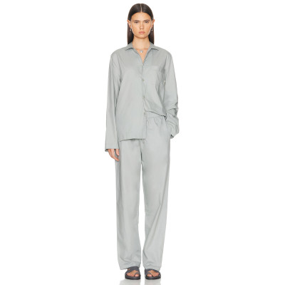 Freedom Relaxed Casual Comfortable Lightweight Elegant Oversized Woman's Pajamas