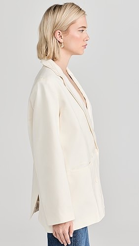 Elegance V neckline Notched lapel Luxurious Delicate Stylish Woman's Fashion Blazer