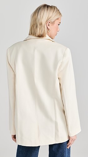 Elegance V neckline Notched lapel Luxurious Delicate Stylish Woman's Fashion Blazer