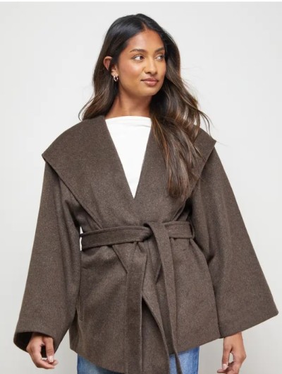 Classic Elegance Hot sale Timeless Versatile Fashionable Wide sleeve OEM Woman's Coat