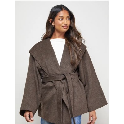 Classic Elegance Hot sale Timeless Versatile Fashionable Wide sleeve OEM Woman's Coat