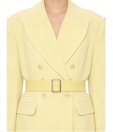 Timeless sharp Structured shoulders Relaxed Smooth Business Ladies Fashionable Blazer