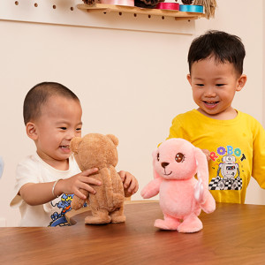 Comparison of Quality and Cost of Plush Toys between the United States and China: Analysis of the Advantages of Nianbeast Customization and OEM/ODM