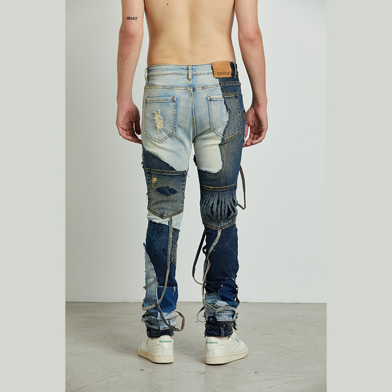 Individuell gestaltete Patchwork-Jeans