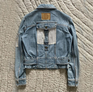 DiZNEW Premium Custom Denim Jackets | Low MOQ | Direct from Manufacturer