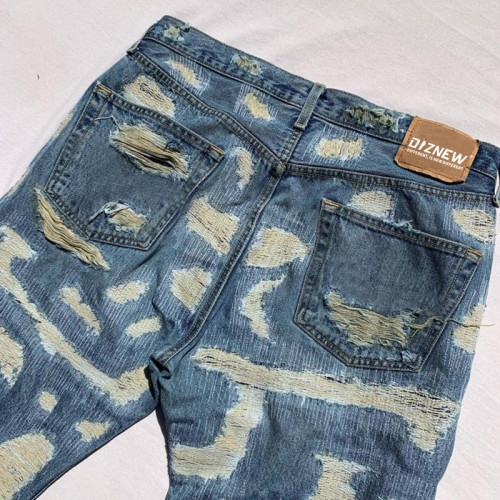 Jeans desgastados personalizados: fabricante experto, pedidos pequeños bienvenidos | DIZNEW