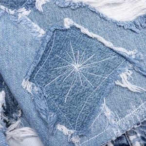 Venta al por mayor de pantalones vaqueros acampanados con parches - Fábrica de vaqueros experta | DiZNEW