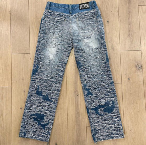 Bespoke Shredded Textured Denim Jeans - High-End Denim Manufacturer | DiZNEW