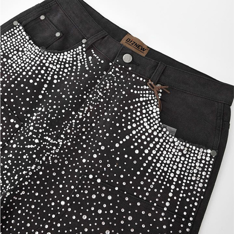 Short en toile avec strass