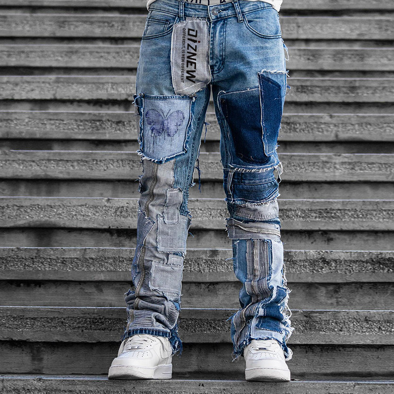 Jeans im Distressed-Look mit Patchwork-Muster