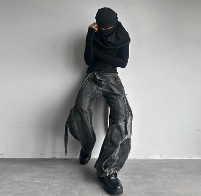 DiZNEW Asymmetrical Printing Black Denim Pants with Layered Streetwear Design