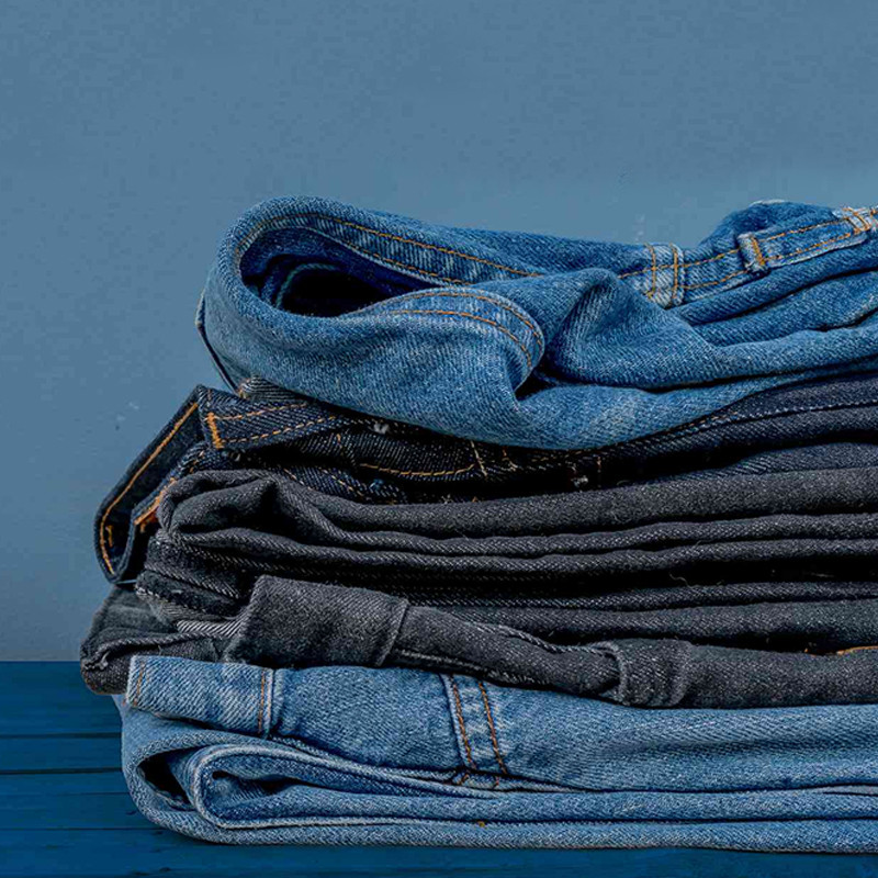 Elevate Your Collection with DiZNEW's Premium Bulk Jeans