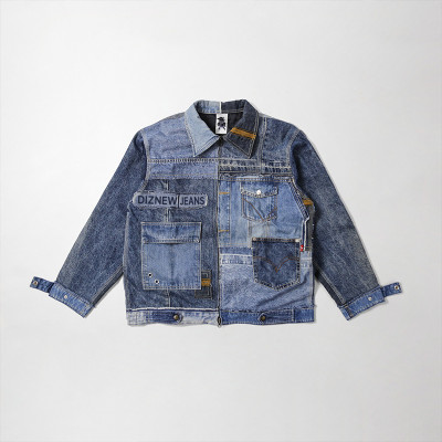 Individuelle Patchwork-Jeansjacke – Vintage-Stil mit Multi-Taschen-Design