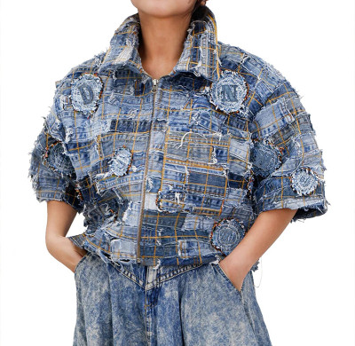 Chemise en jean patchwork personnalisée – Solutions uniques de streetwear artisanal