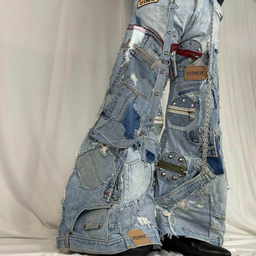 Maßgeschneiderte Patchwork-Jeans aus Denim mit Nieten - Bold Design Solutions