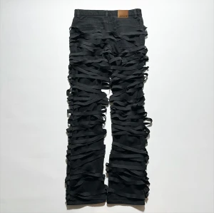 Custom Strip Patches Jeans with Tailored Wholesale Services for Urban Streetwear Brands