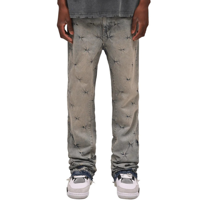Jeans mit individuell besticktem Knoten | Ideal für Einzelhändler und Markenpartnerschaften