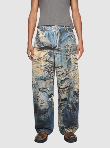 torn scribble print Baggy Jeans