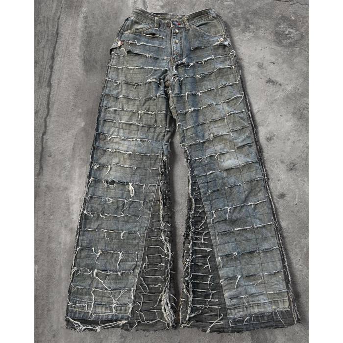 Custom Extreme Distressed Grid Cut Denim Jeans – High-Street Fashion