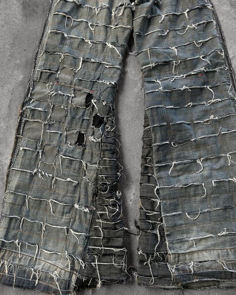 Custom Extreme Distressed Grid Cut Denim Jeans – High-Street Fashion