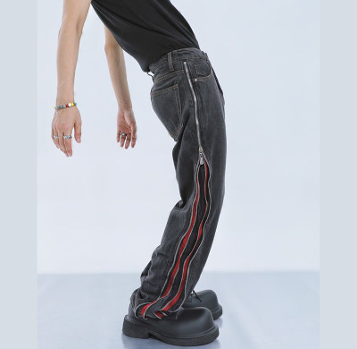 Custom Black Denim Jeans with Side Zipper Detail – Streetwear-Inspired for High-End Boutiques