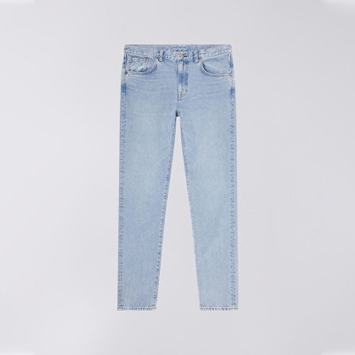 Custom Light Wash Slim-Fit Jeans – High-End Denim for Designers