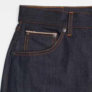 Vaqueros de mezclilla con orillo sin rematar para hombre, corte recto