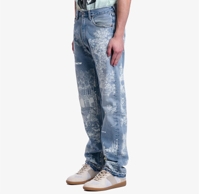 Toile Print Light Wash Artistic Straight-Leg Jeans