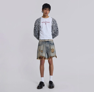 Custom Distressed Frayed Hem Denim Shorts – Rugged & Raw Look