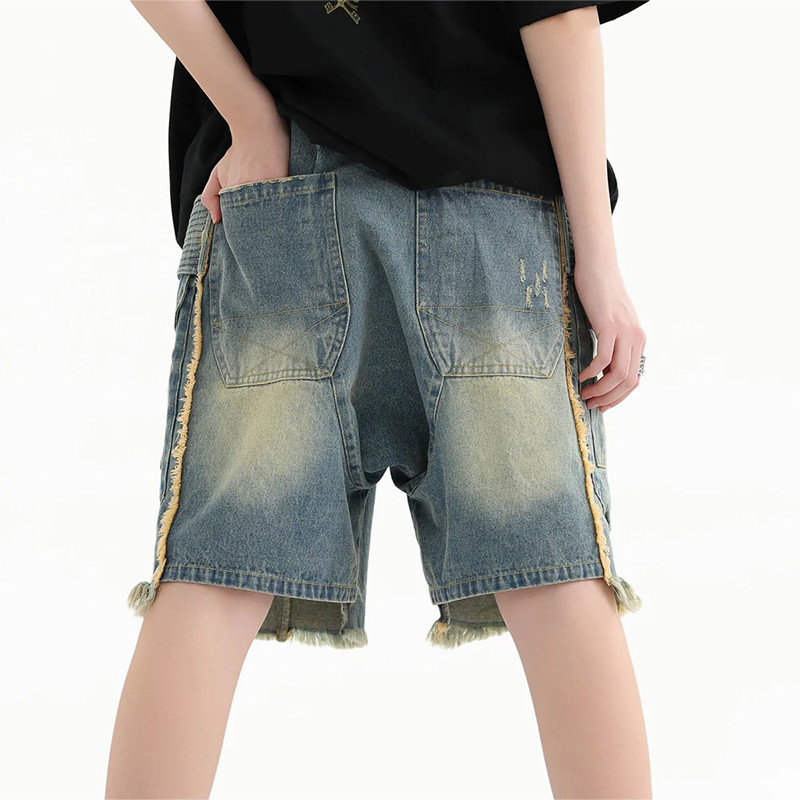 Cargo denim shorts