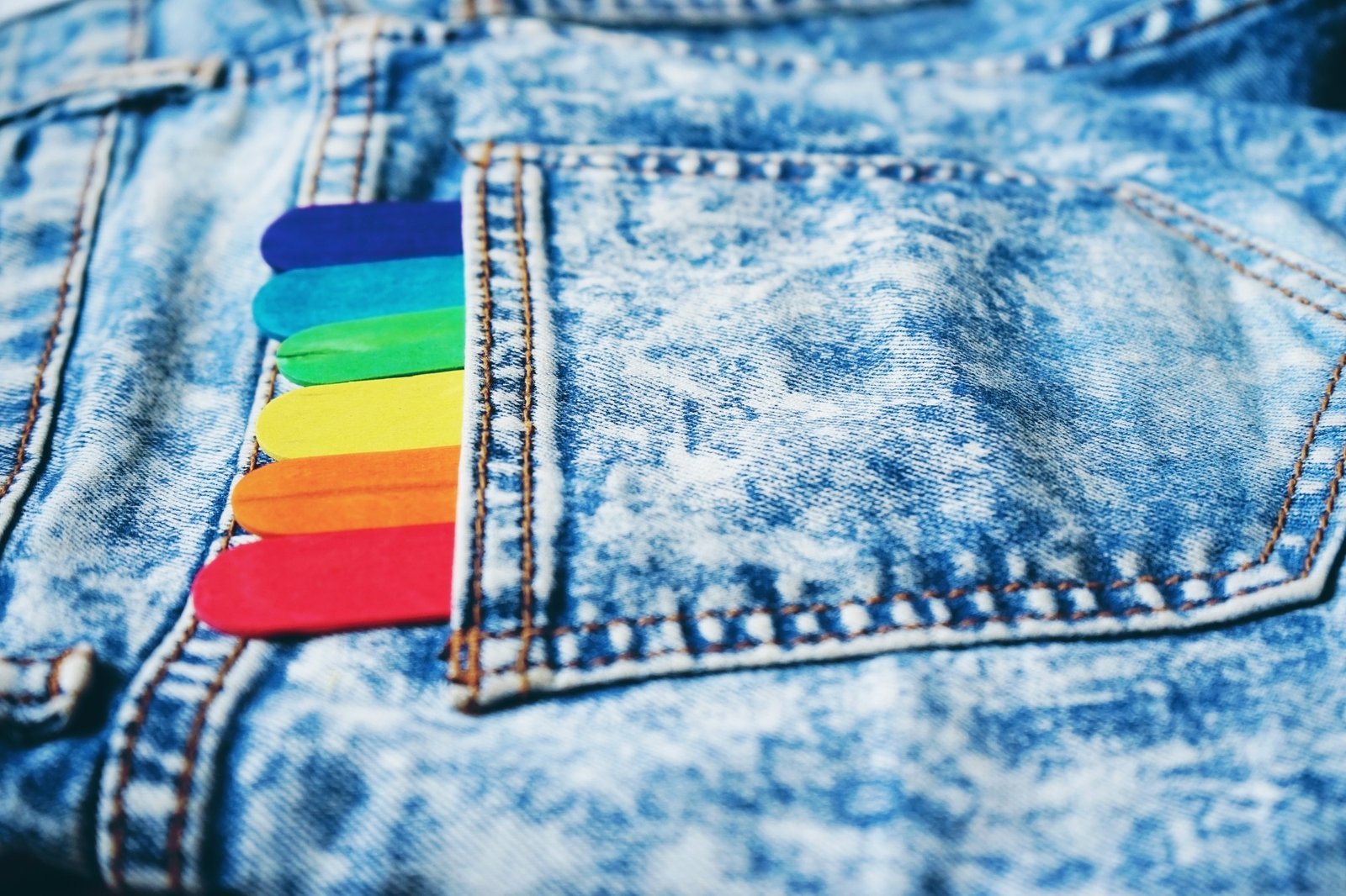 How to choose the right color and style for you