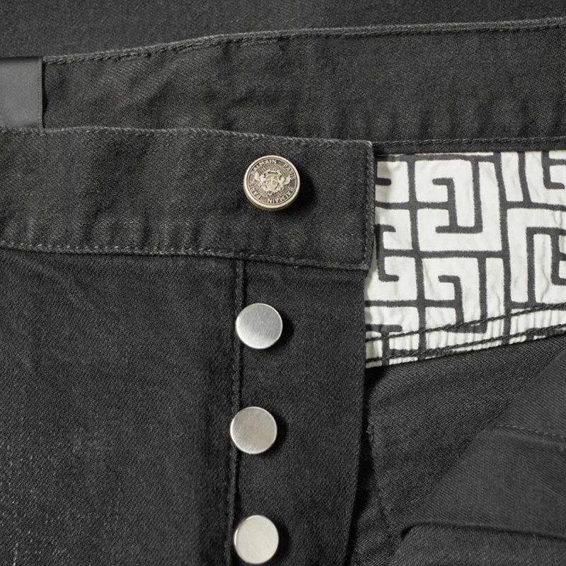 Black Jeans