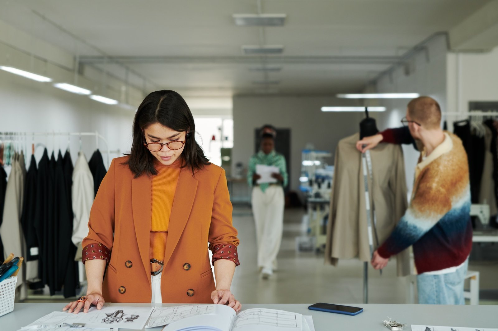 How Do Tech Packs Facilitate Communication Between Designers and Manufacturers