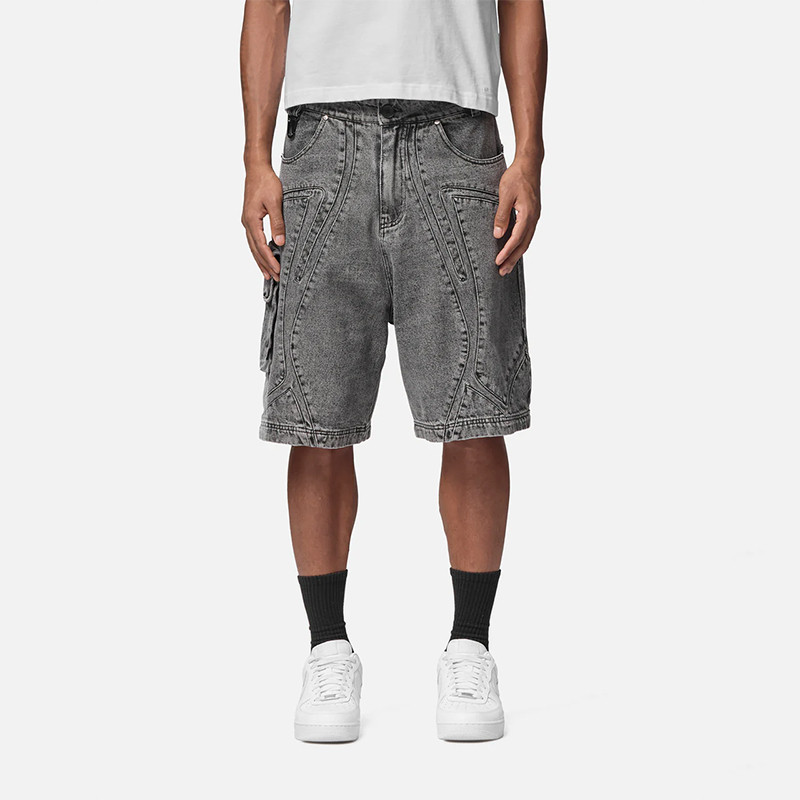 Pocket denim shorts
