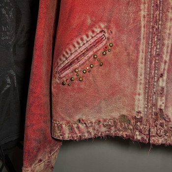 Washed Red Distressed Denim Jacket – Retro Punk Streetwear