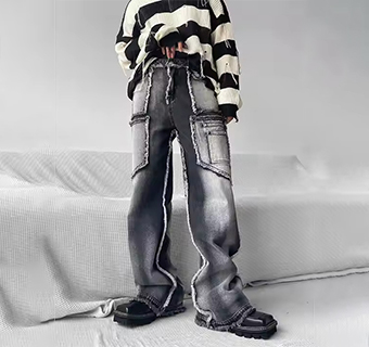 Plus-Size Stacked jeans
