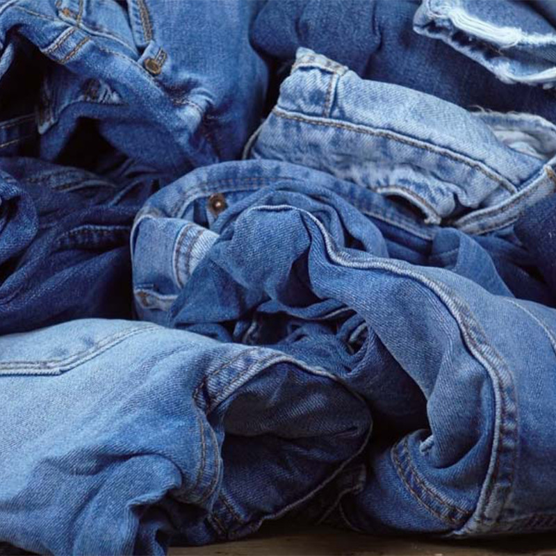Women's vs Men's Jeans: Key Differences