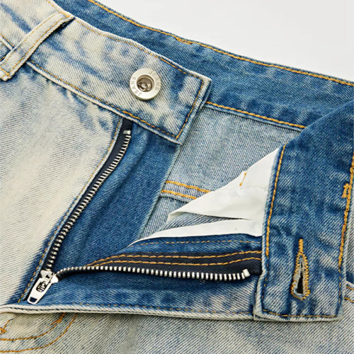 Custom Washed Wide-Leg Jeans with Minimalist Vintage Finish