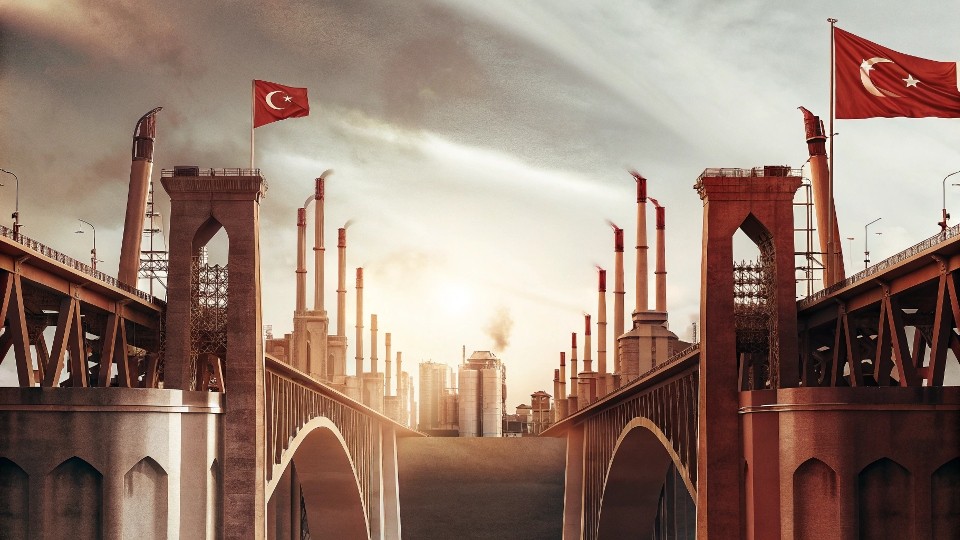 Turkey is becoming a major player thanks to its investments in eco-friendly production, rapid turnaround times, and technical know-how. It bridges the gap between European quality and Asian efficiency.