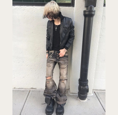 Custom OEM/ODM Ash Grey Distressed Jeans for Wholesale