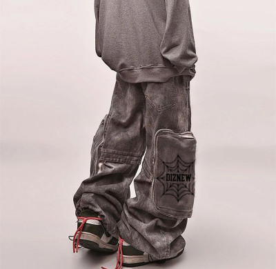 OEM & ODM Custom Loose Grey Utility Jeans for Wholesale