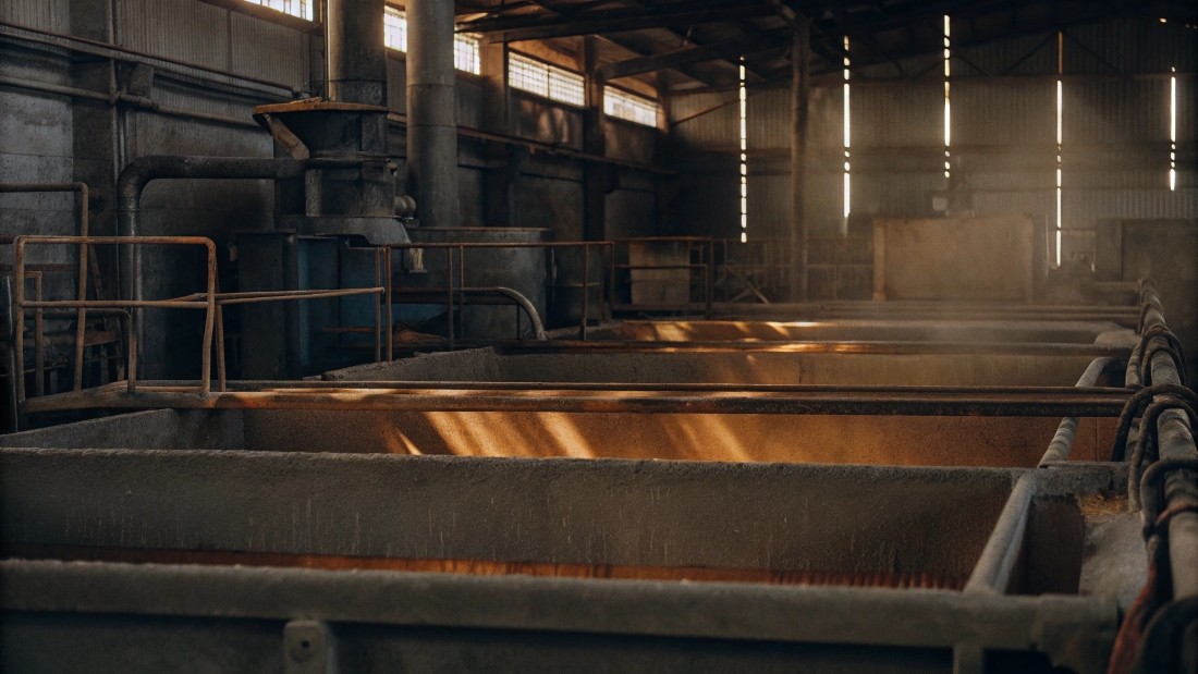 Innovative water-saving technologies include nano-bubble and ozone treatments for finishing