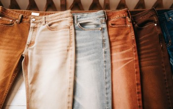 Do you prefer black jeans or blue jeans?